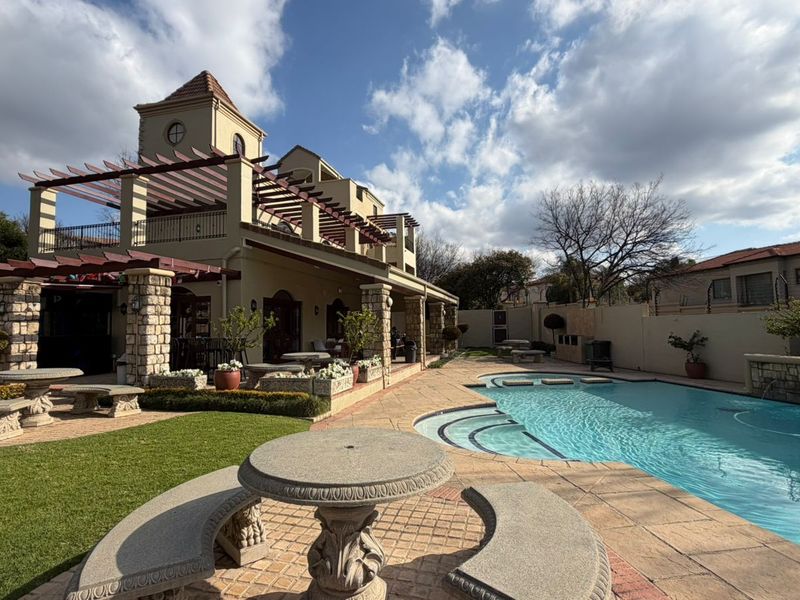 Spacious 2-Bedroom Loft Apartment for Sale | Morningside Village Estate | - Photo 6