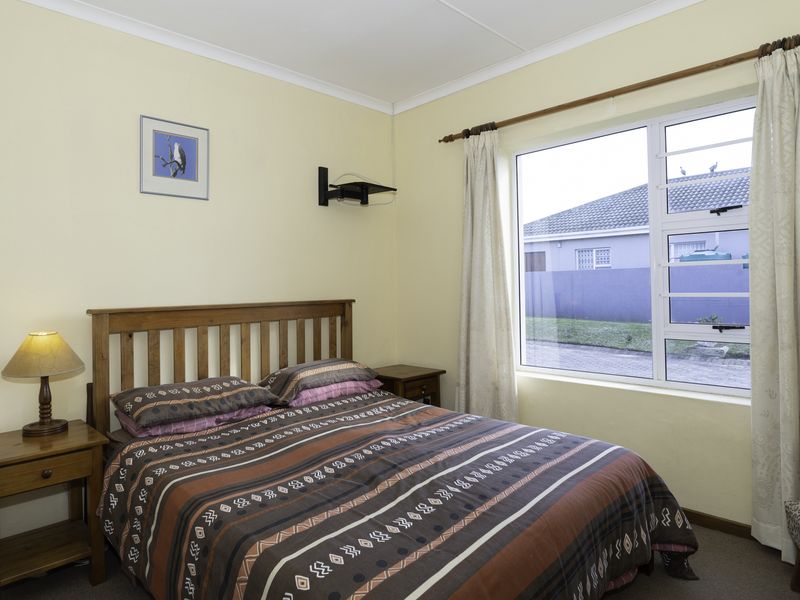 Charming Two-Bedroom Townhouse in Secure Shangri La Complex – West Bank, Port Alfred - Photo 10