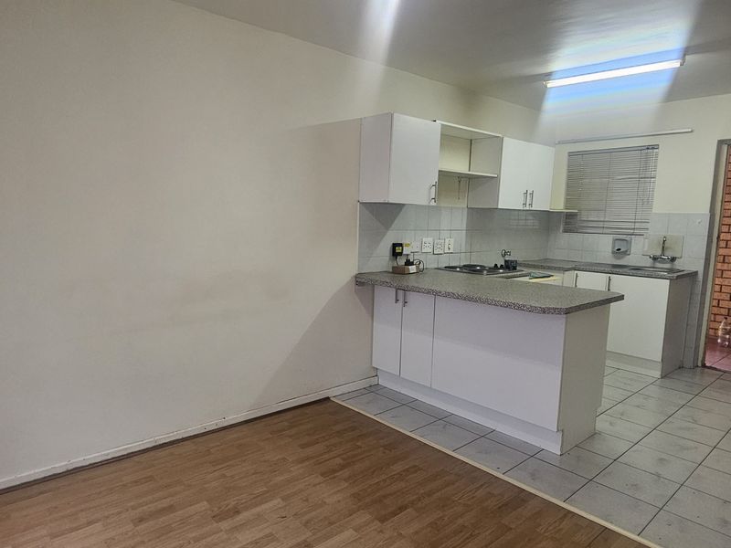 Apartment Rental Monthly In Stellenbosch - Photo 4