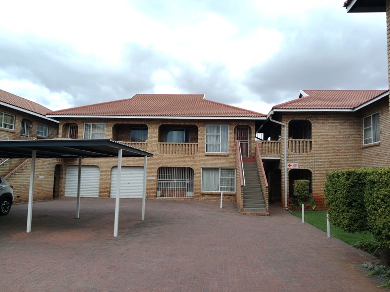 2 Bedroom 1 Bathroom Alberton North - Photo 1