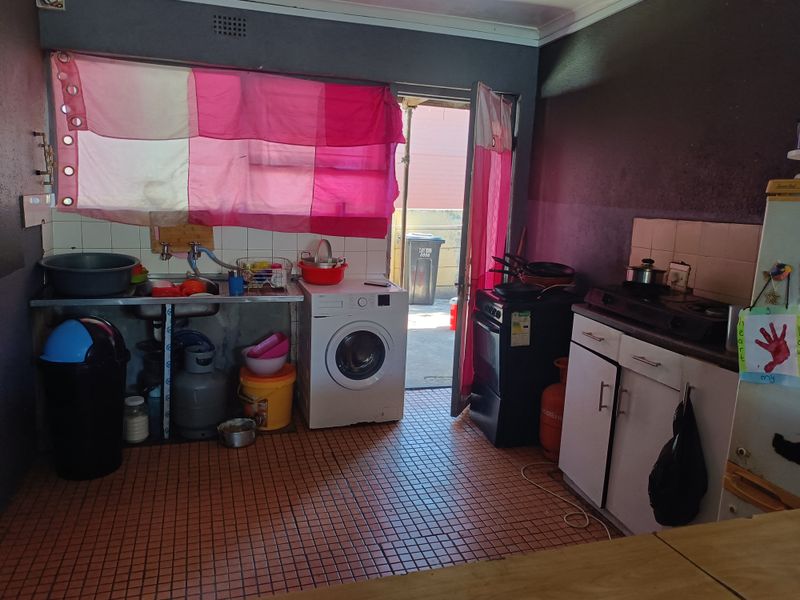 INVESTMENT OPPORTUNITY IN EIKENDAL – EXCELLENT RENTAL INCOME - Photo 3