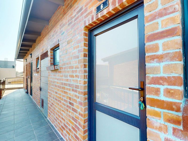 Miramar | R590 000 - Photo 2