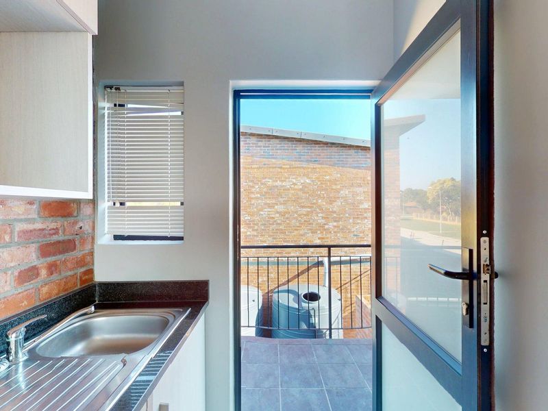 Miramar | R590 000 - Photo 9