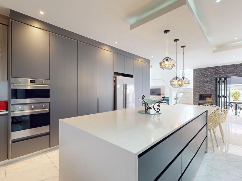 Modern Luxury Living in La Como Lifestyle Estate – Space, Style & Security Redefined - Photo 2