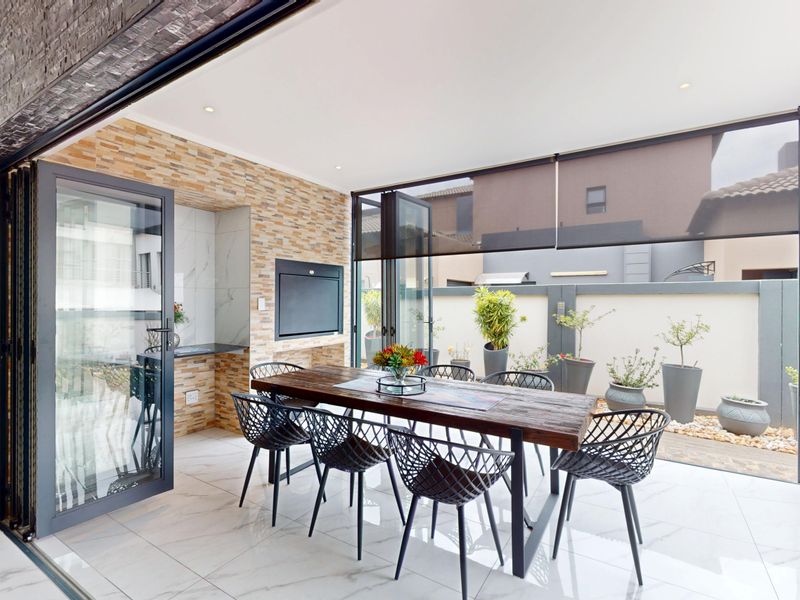 Modern Luxury Living in La Como Lifestyle Estate – Space, Style & Security Redefined - Photo 10