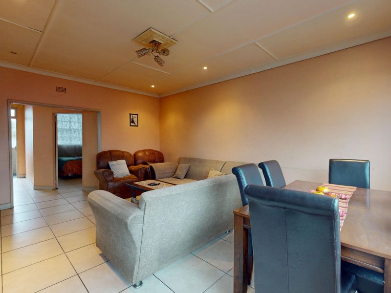 Spacious North-Facing Apartment – 113m2 of Comfortable Living - Photo 7