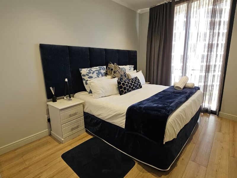 Ellipse Waterfall – Fully Furnished 2‐Bed, 2‐Bath Apartment with Weekly Cleaning - Photo 2