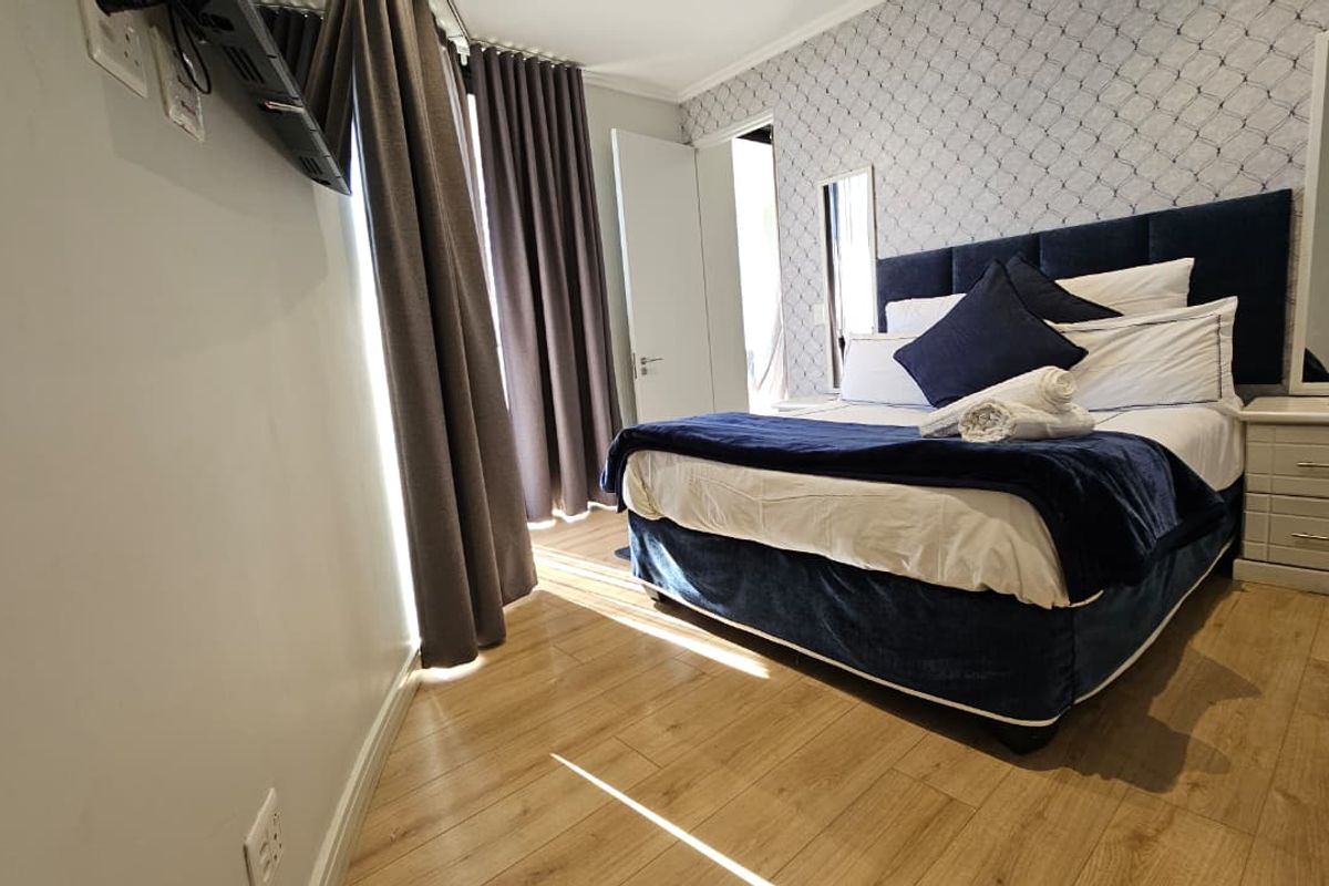 Ellipse Waterfall – Fully Furnished 2‐Bed, 2‐Bath Apartment with Weekly Cleaning - Photo 5