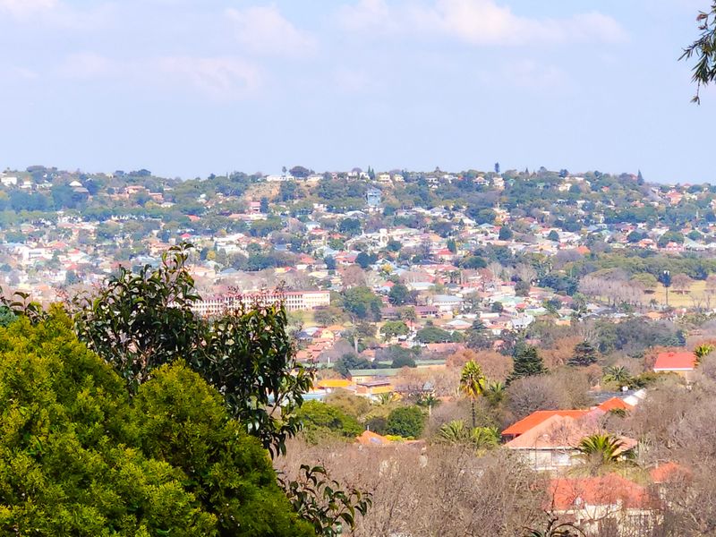 A rare opportunity to secure a large home with versatile living options and incredible potential. - Photo 5