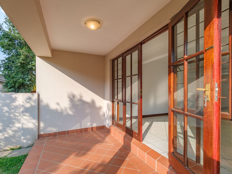 Modern 2-Bedroom Garden Apartment to Rent | The Arches, Rivonia | R13,500 per Month - Photo 4
