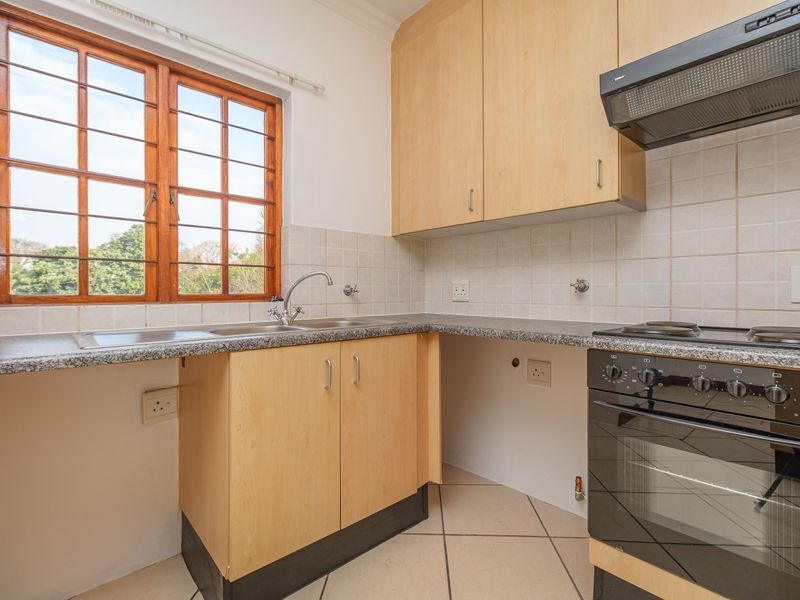 Stylish Top-Floor 2-Bedroom Apartment to Rent | The Arches, Rivonia | R13,500 per Month - Photo 9