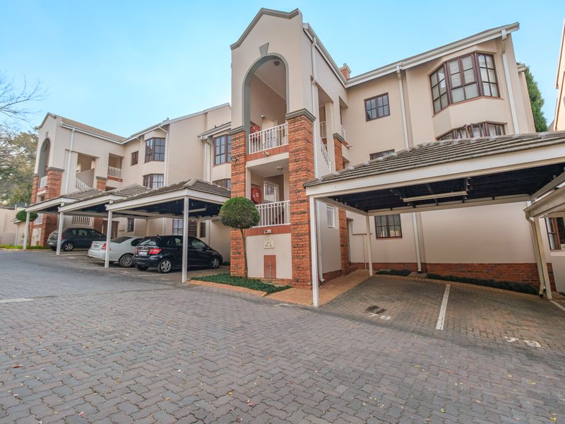Stylish Top-Floor 2-Bedroom Apartment to Rent | The Arches, Rivonia | R13,500 per Month - Photo 1