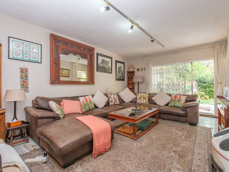 3-Bedroom Garden Apartment to Rent | Sandhurst Gardens | Sandton Central - Photo 2
