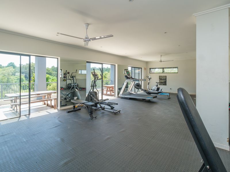 Stylish 2-Bedroom Garden Apartment in River Club Estate, Beverley - Photo 9