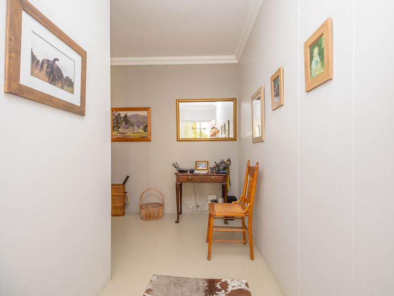 Executive Fully Furnished 3-Bedroom Garden Apartment to Rent | Sandhurst Gardens | Sandton Central - Photo 4