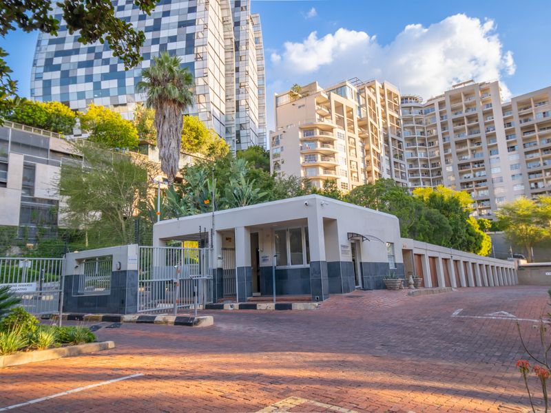 Executive 3-Bedroom Garden Apartment for Sale | Sandhurst Gardens | Prime Sandton Address - Photo 1