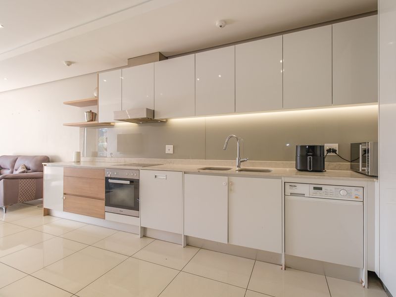 Luxury Executive 1-Bedroom Apartment for Sale | Metropolis on Park | Sandton CBD - Photo 7