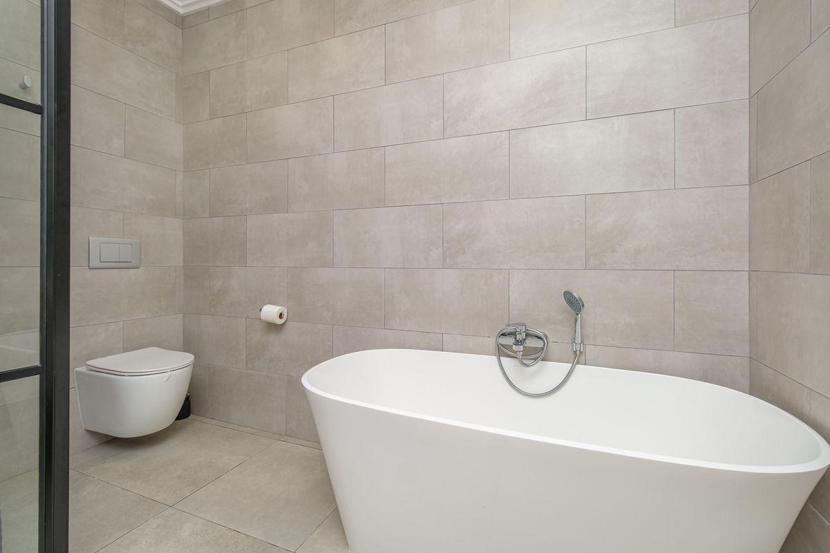 Sophisticated 2-Bedroom Duplex Townhouse for Sale | The Terrace, Craighall | R2,500,000 - Photo 4