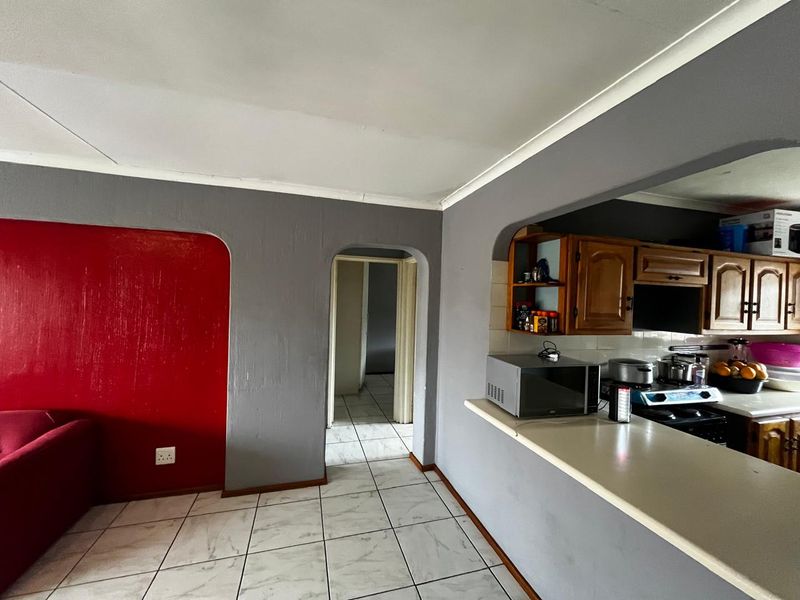 2 Bed on 2nd Floor in Ferndale - Photo 3