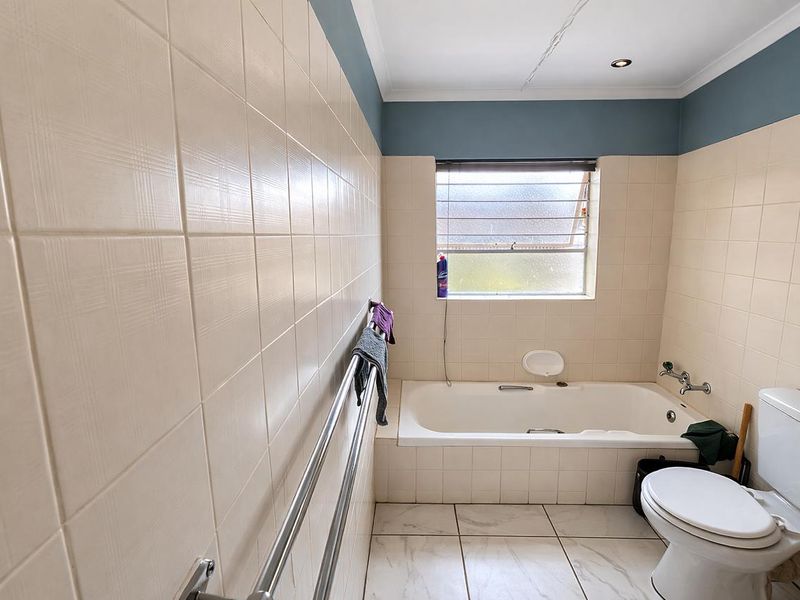 2 Bed on 2nd Floor in Ferndale - Photo 10