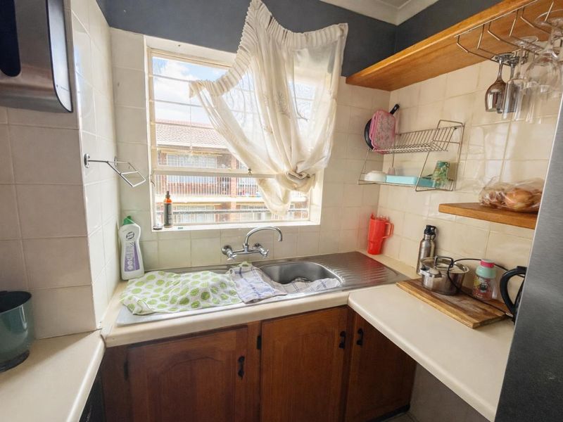 2 Bed on 2nd Floor in Ferndale - Photo 7