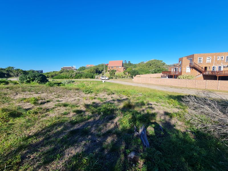 Vacant Stand with Landscape Views in Paradise Beach - Photo 2