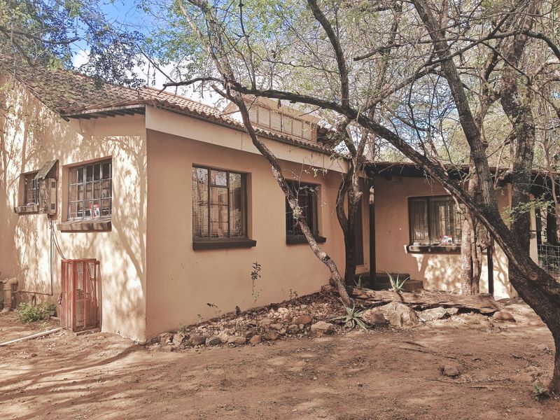 Fixer Upper! - Photo 1