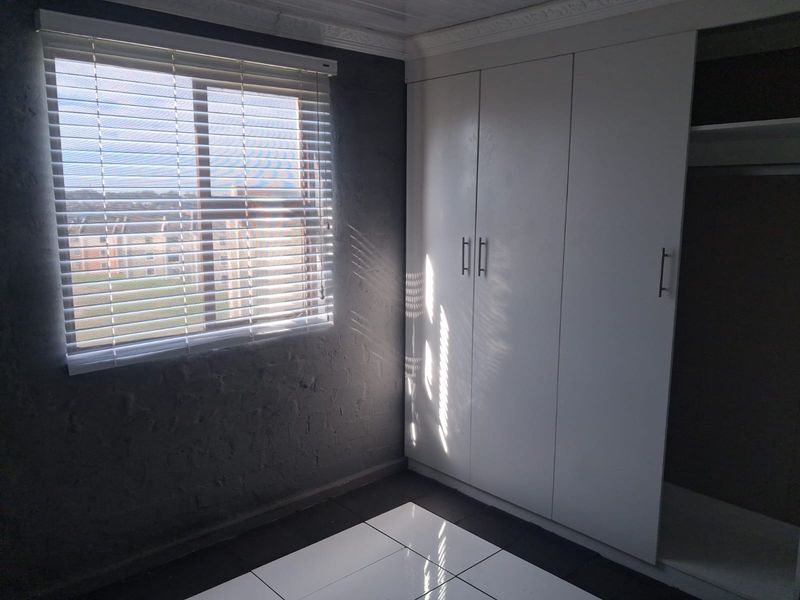 2-Bedroom Apartment with – Socho Flats, Amalinda - Photo 4