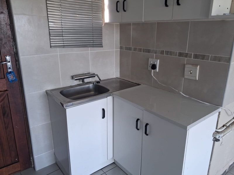 2-Bedroom Apartment with – Socho Flats, Amalinda - Photo 2