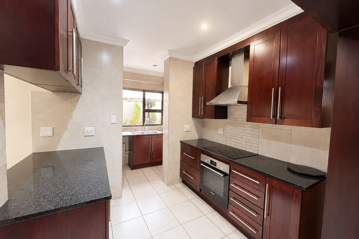 Your Dream Family Home Awaits – Pool, Solar & Contemporary Elegance - Photo 4