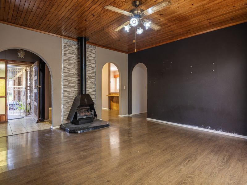 Potential . Position . Possibility . This is one you don't want to  miss ! - Photo 2