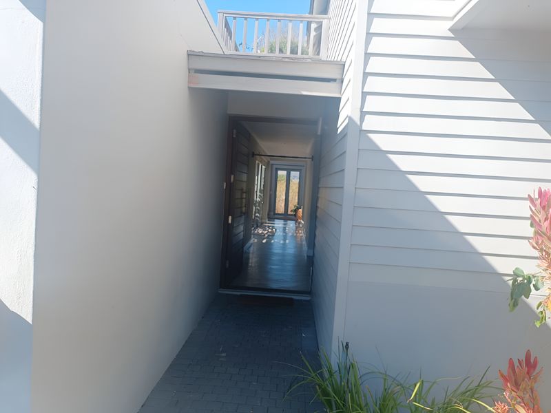 Experience the Beauty of Lakeside Living in Lake Michelle - Photo 3