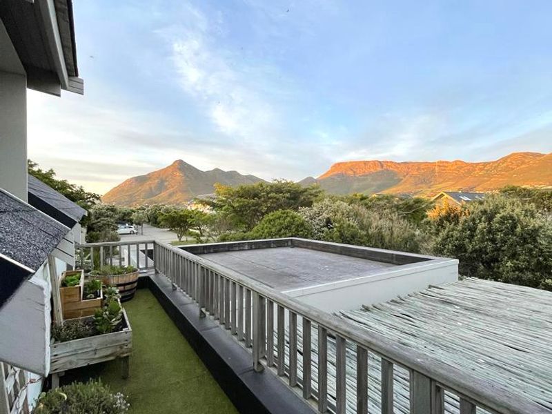Experience the Beauty of Lakeside Living in Lake Michelle - Photo 1