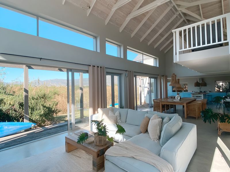 Experience the Beauty of Lakeside Living in Lake Michelle - Photo 8