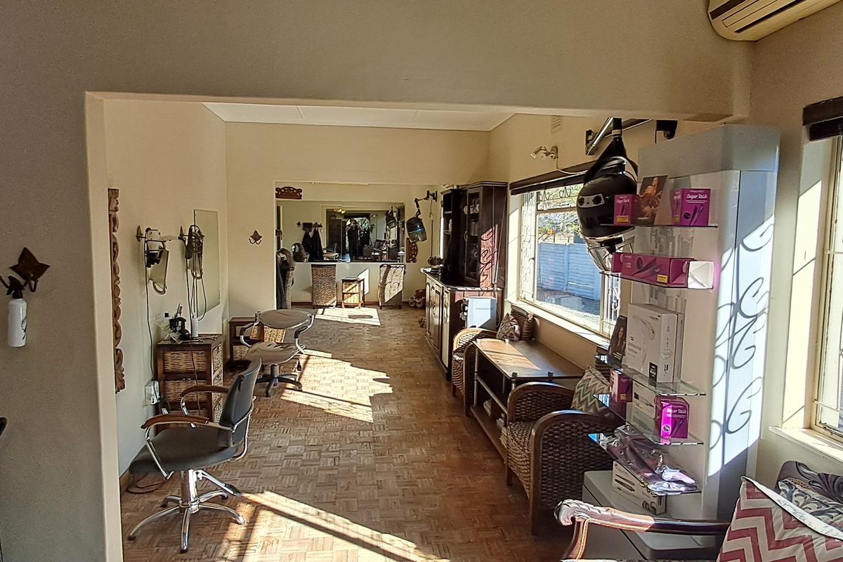 Investment property - Photo 4
