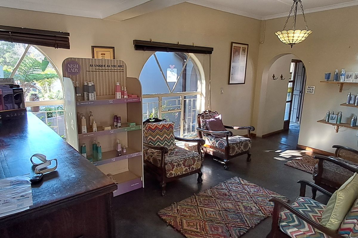 Investment property - Photo 3
