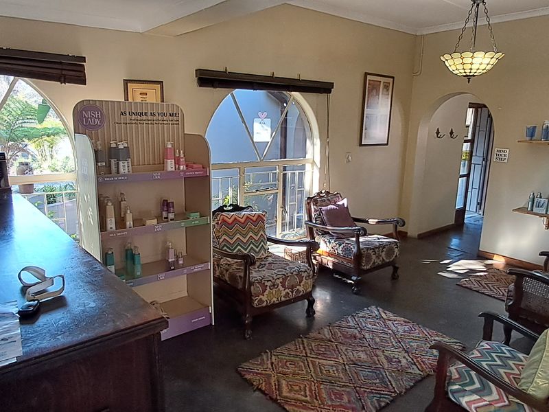 Investment property - Photo 3