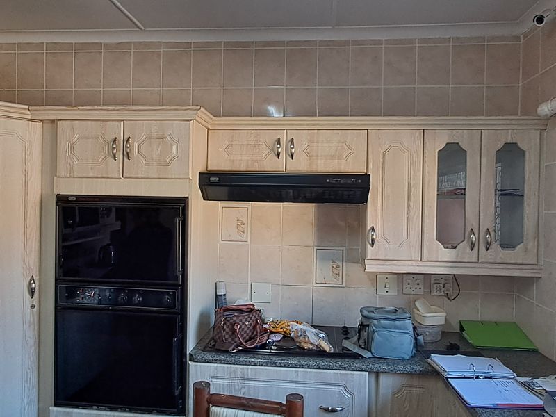 Investment property - Photo 10