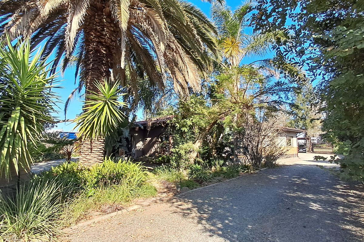 Investment property - Photo 2