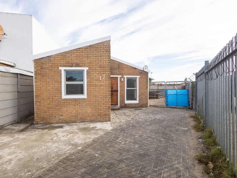 Newly Revamped 3 Bedroom Home for Sale in Scottsdene - Photo 1
