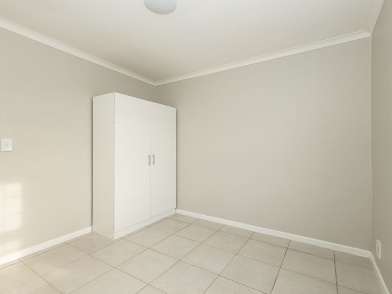 Newly Revamped 3 Bedroom Home for Sale in Scottsdene - Photo 10