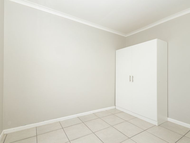 Newly Revamped 3 Bedroom Home for Sale in Scottsdene - Photo 8
