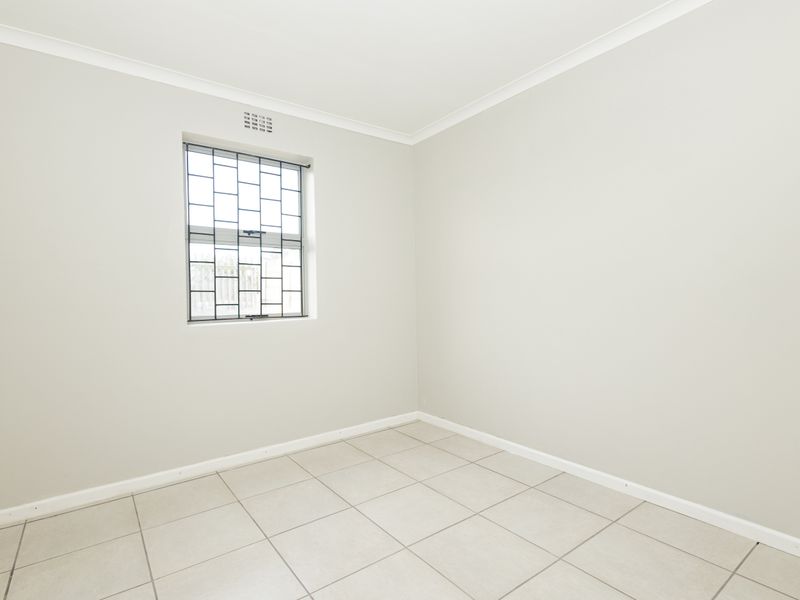 Newly Revamped 3 Bedroom Home for Sale in Scottsdene - Photo 9