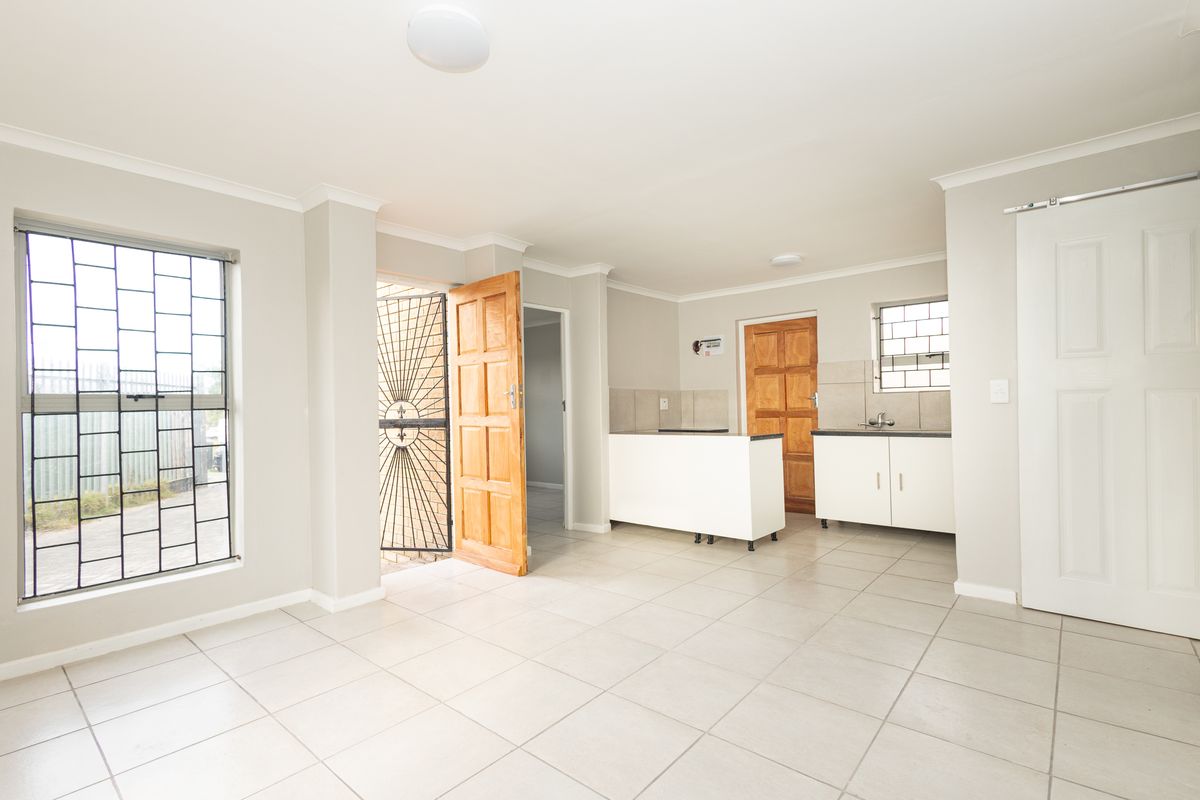 Newly Revamped 3 Bedroom Home for Sale in Scottsdene - Photo 3