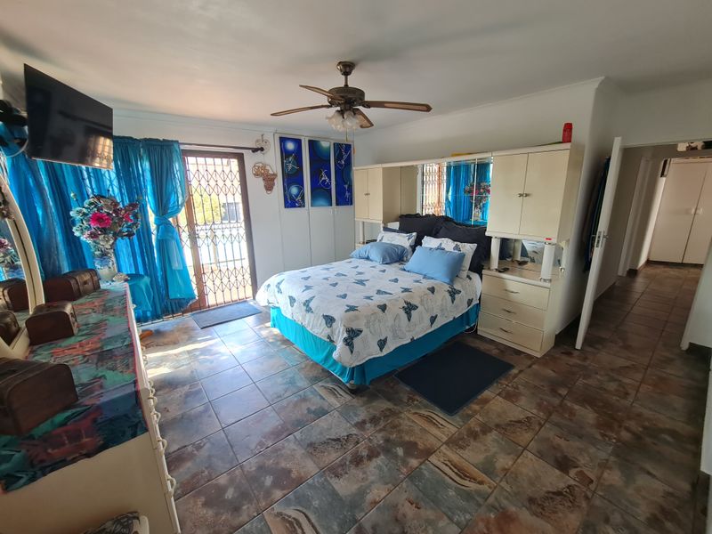 Privacy and Tranquillity with Awesome Kloof and Sea Views in Ferreira Town, Jeffreys Bay - Photo 9