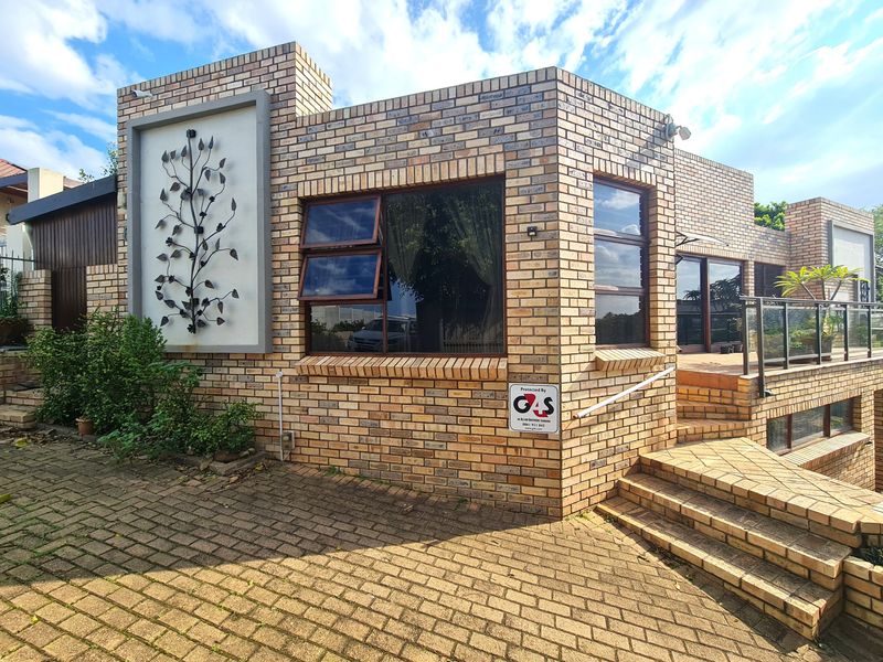Privacy and Tranquillity with Awesome Kloof and Sea Views in Ferreira Town, Jeffreys Bay - Photo 3