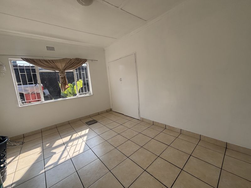 Home with income Potential - Photo 10