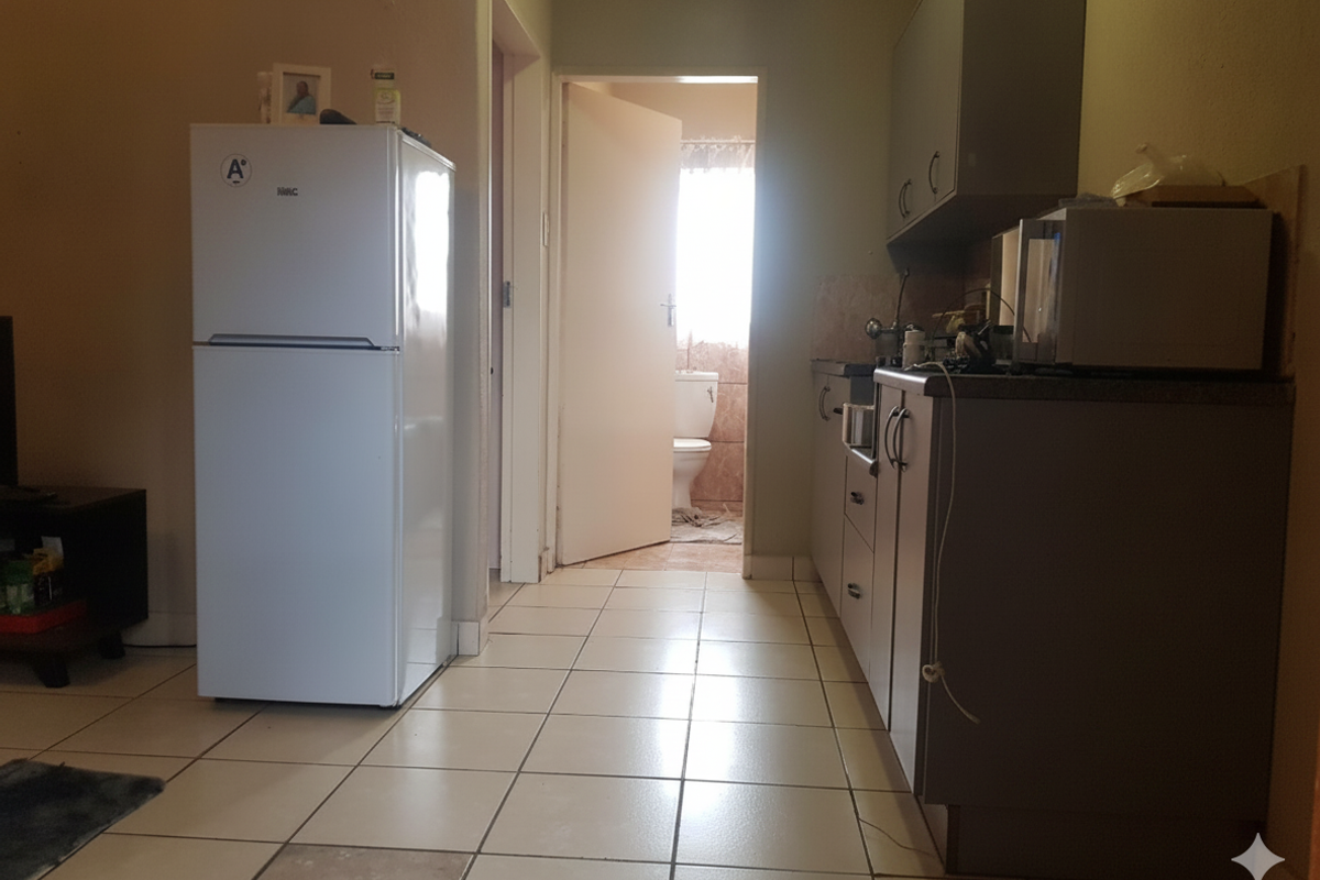 1 BEDROOM APARTMENT FOR SALE IN RUSTENBURG CBD - Photo 4