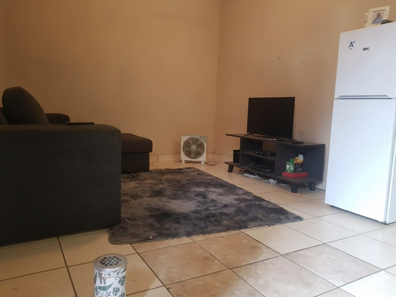 1 BEDROOM APARTMENT FOR SALE IN RUSTENBURG CBD - Photo 7