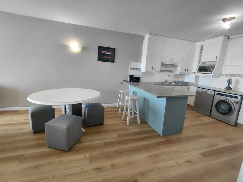 Spacious Fully Furnished 2-Bedroom Apartment in Cape Marina, Summerstrand – Well-Managed & Secure - Photo 5
